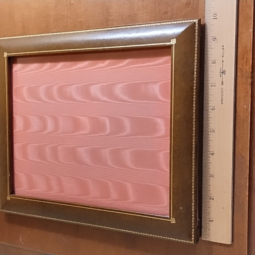 Vintage Leather Frame 8x10 Picture Brown Gold Embossing From Desk Blotter Set - Picture 7 of 10